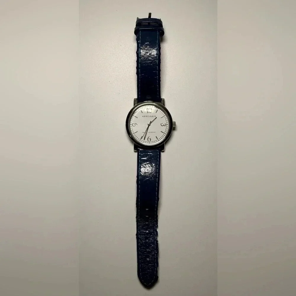 Anne Klein Silver Tone MOP Dial Watch blue needs new battery’s